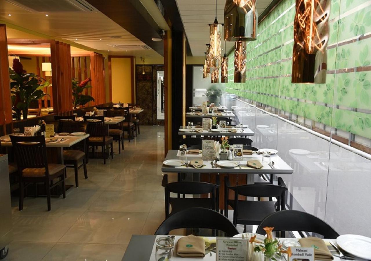Hotel Green Olive Aurangabad  Ngoại thất bức ảnh
