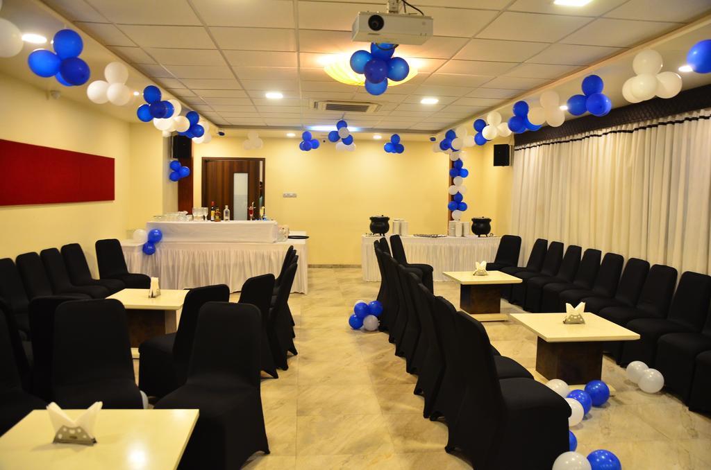 Hotel Green Olive Aurangabad  Ngoại thất bức ảnh